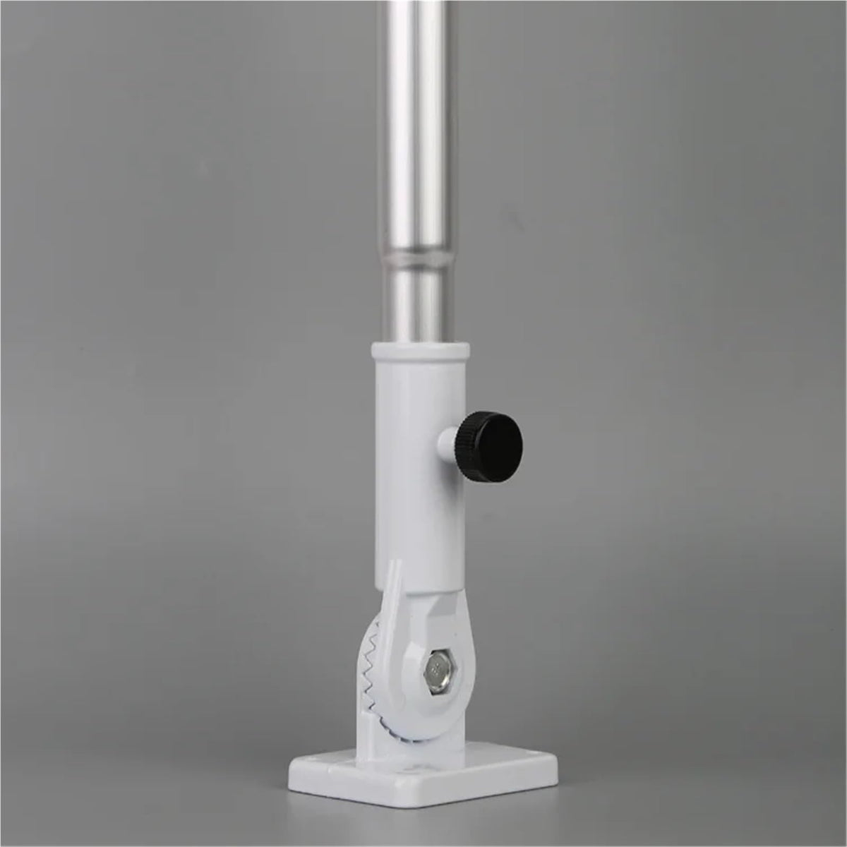 Wall-Mounted Flagpole I3381