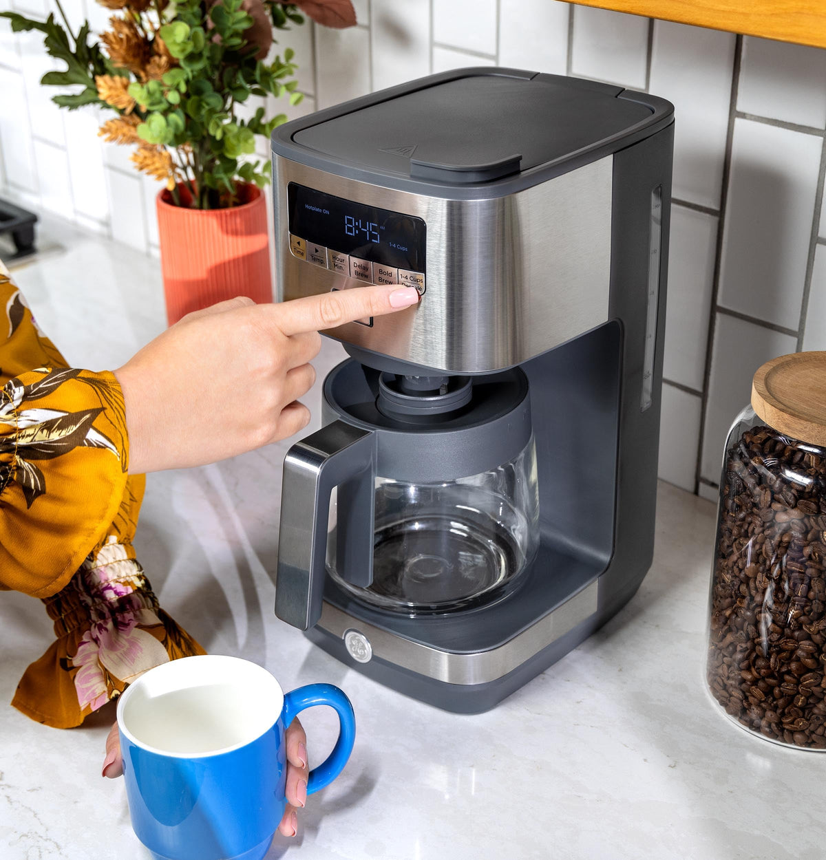 12-Cup Stainless Steel Drip Coffee Maker with Timer Y820